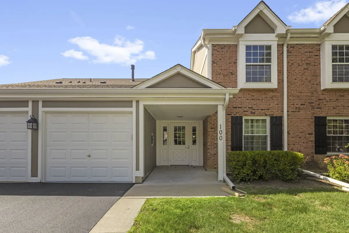 100 Superior CT #L2, Schaumburg, IL 60193