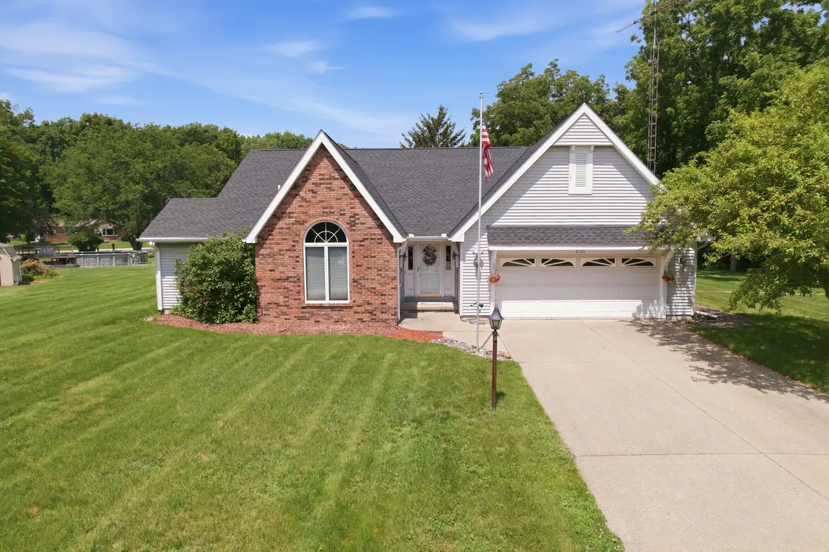 2160 Park CIR, Dixon, IL 61021