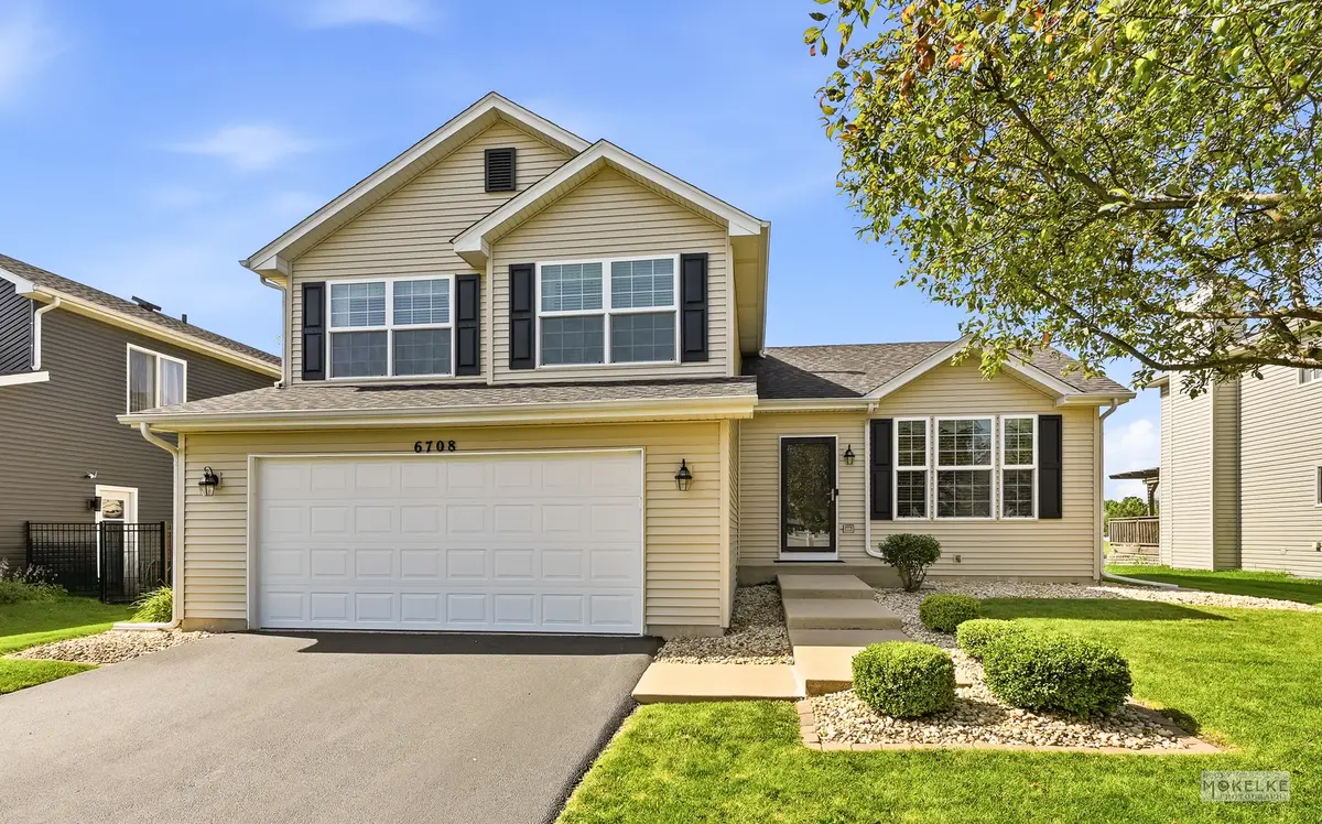 6708 Langsford LN, Plainfield, IL 60586