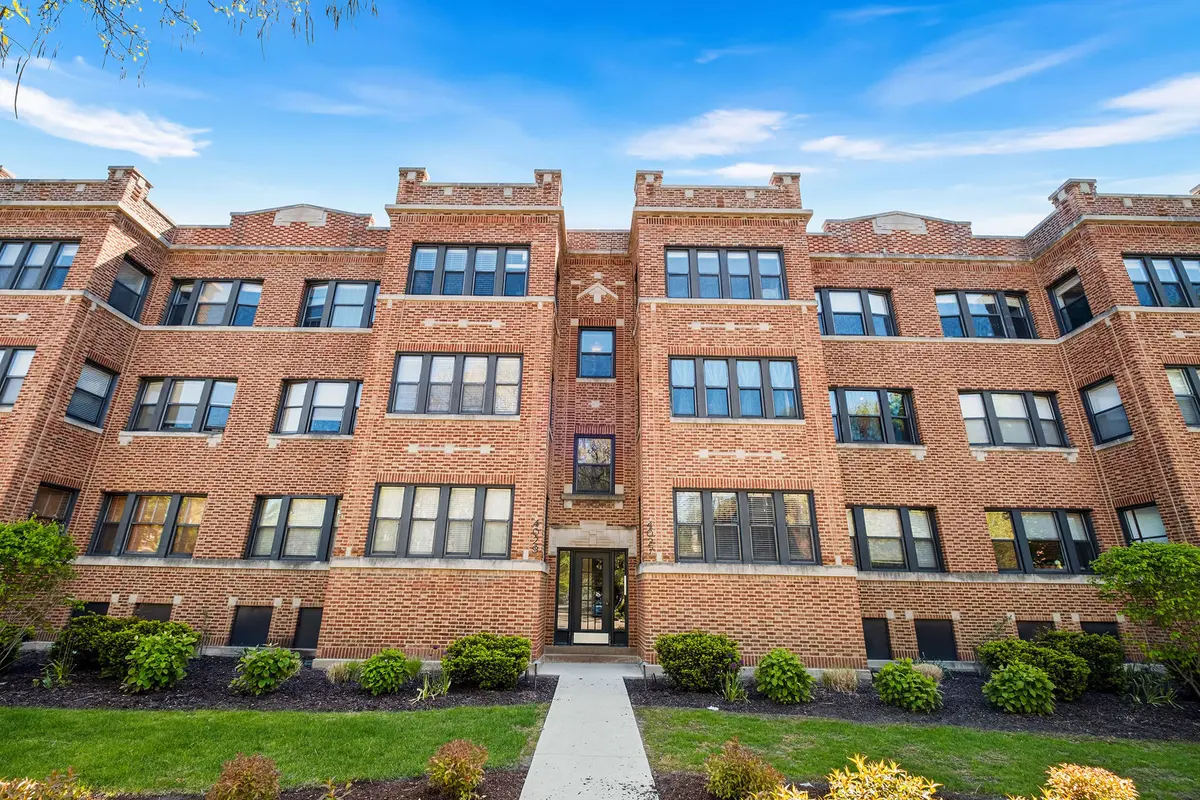 4027 N Southport AVE #2, Chicago, IL 60613