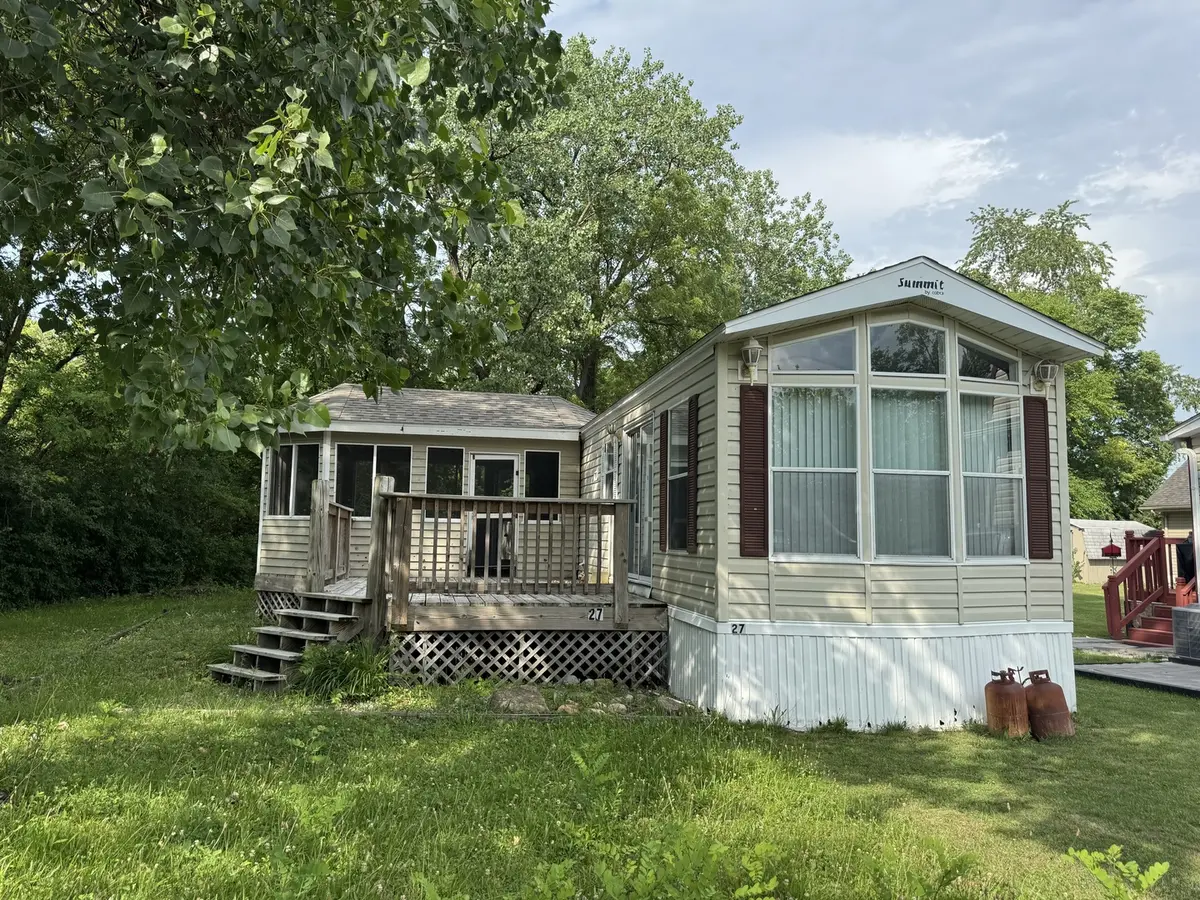 27 Bluegill CIR, Wilmington, IL 60481
