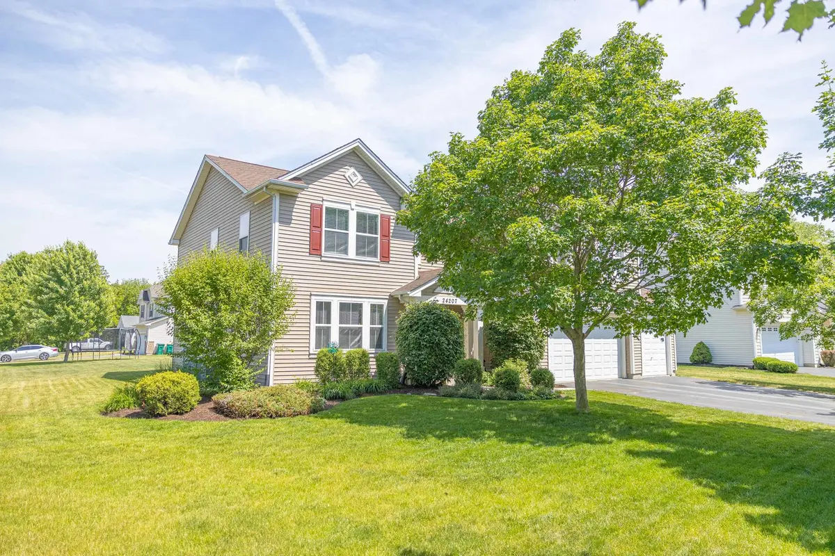 24207 Cedar Creek LN, Plainfield, IL 60586