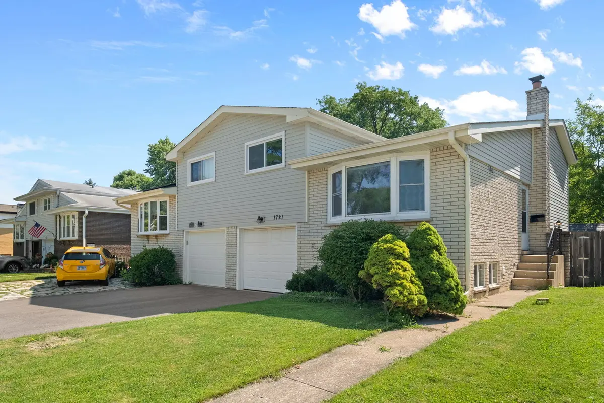 1721 N wilshire DR, Arlington Heights, IL 60004