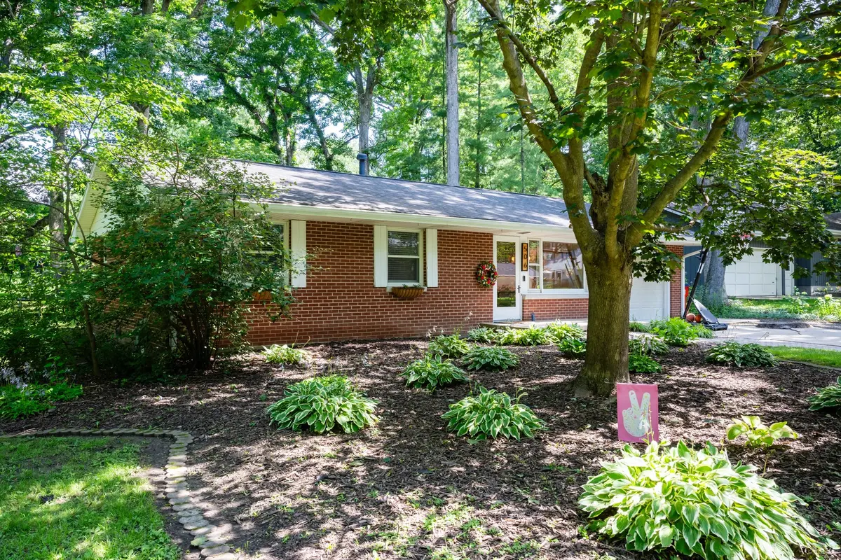 506 W Dunbar ST, Mahomet, IL 61853