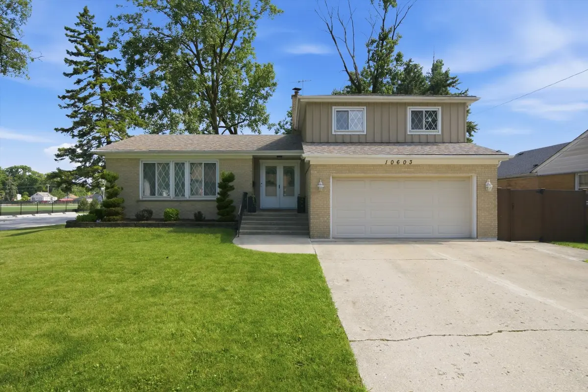 10603 Drummond PL, Melrose Park, IL 60164