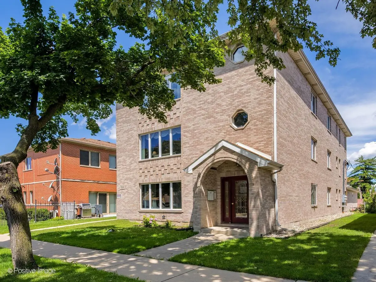 7294 W Diversey AVE #2, Elmwood Park, IL 60707