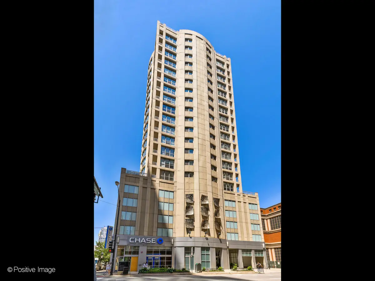 600 N Dearborn ST #1705, Chicago, IL 60610
