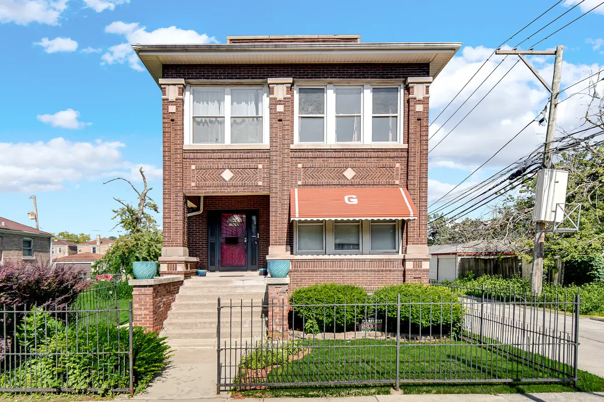 10645 S Prairie AVE, Chicago, IL 60628