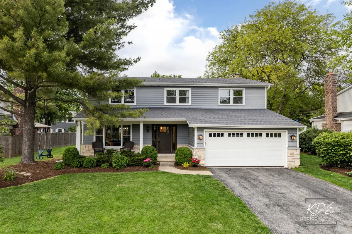 605 Hyde Park LN, Naperville, IL 60565