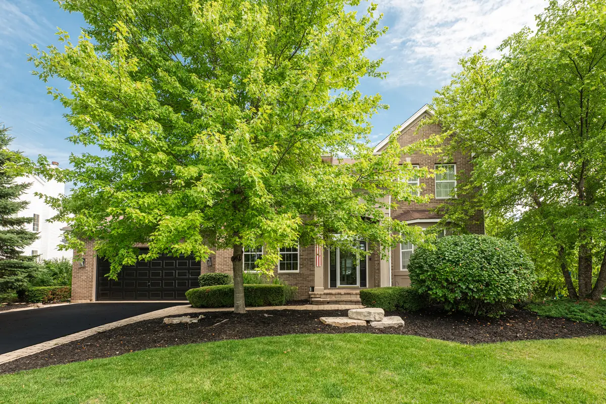 2284 Clearbrook CT, Wauconda, IL 60084