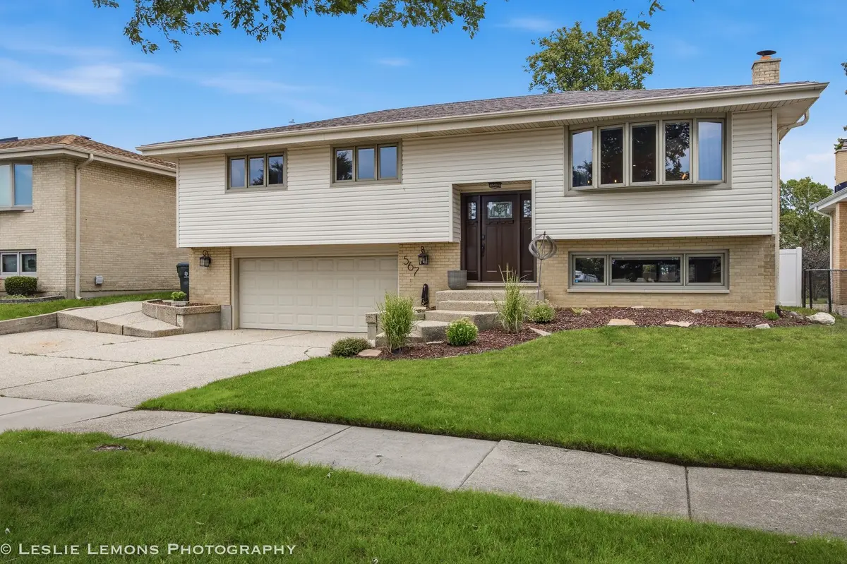 567 Irmen DR, Wood Dale, IL 60191