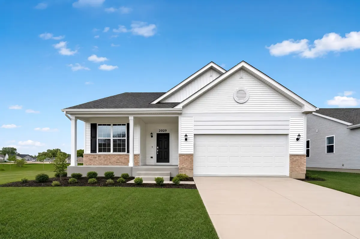 2029 Kenilworth PL, Aurora, IL 60506