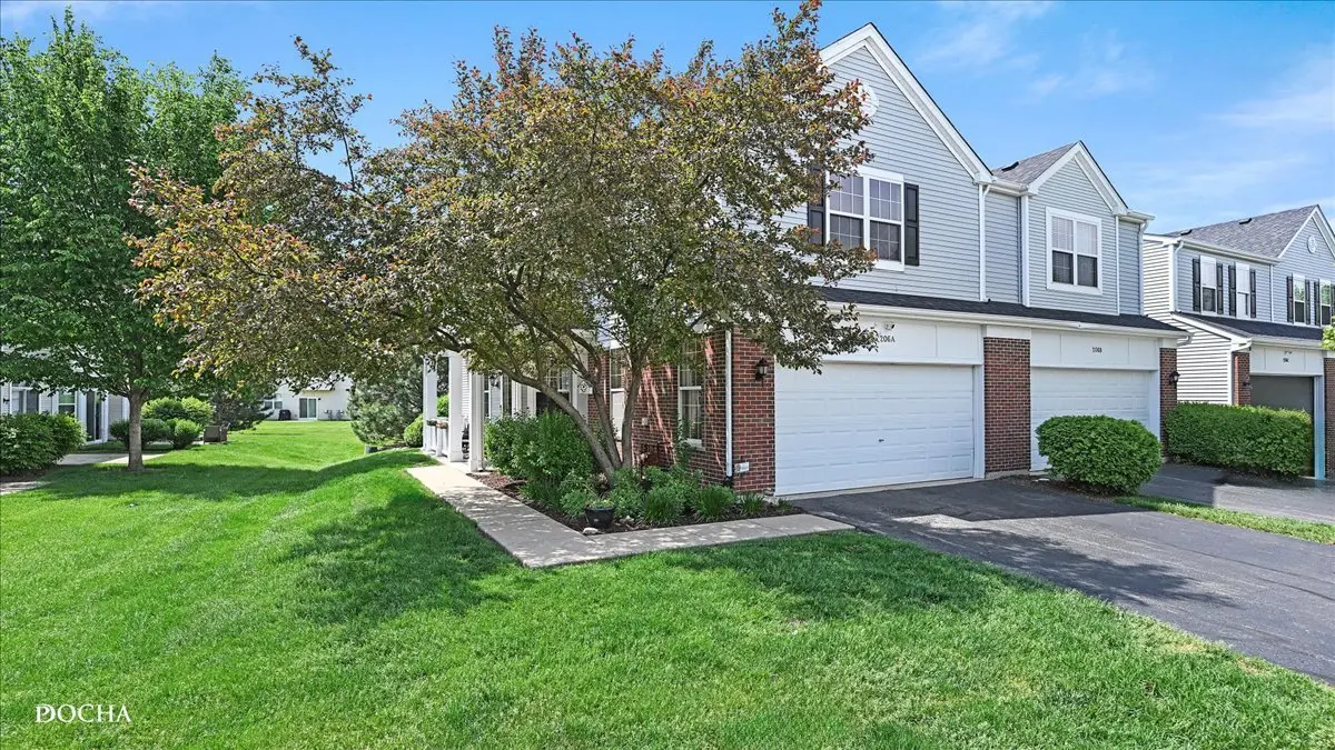 206 BARRETT DR #A, Yorkville, IL 60560
