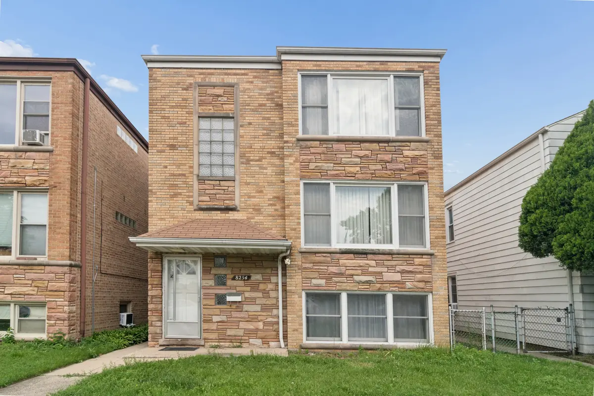 8254 W Forest Preserve AVE, Chicago, IL 60634