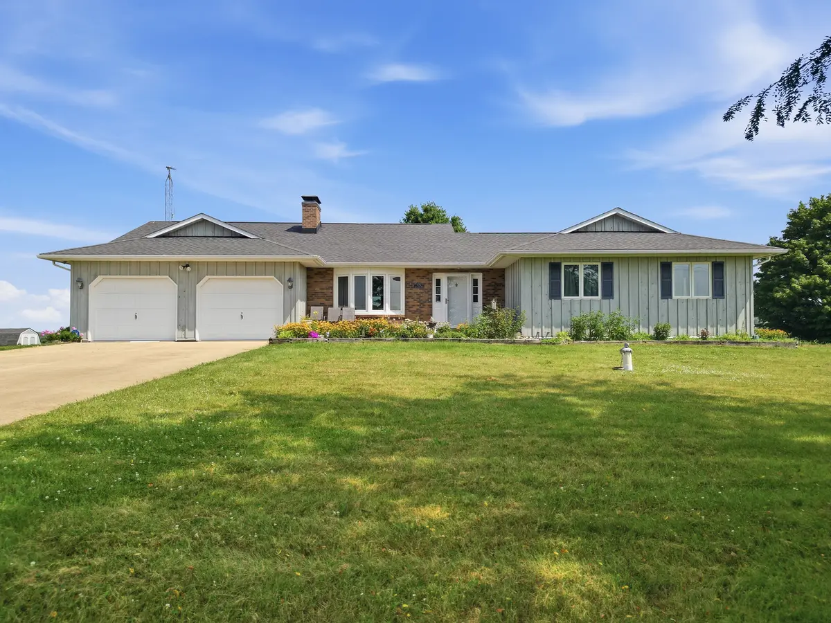 1132 Stony Point RD, Dixon, IL 61021