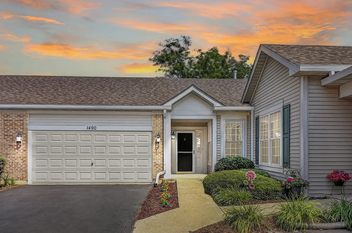 1490 W Ludington CIR, Romeoville, IL 60446