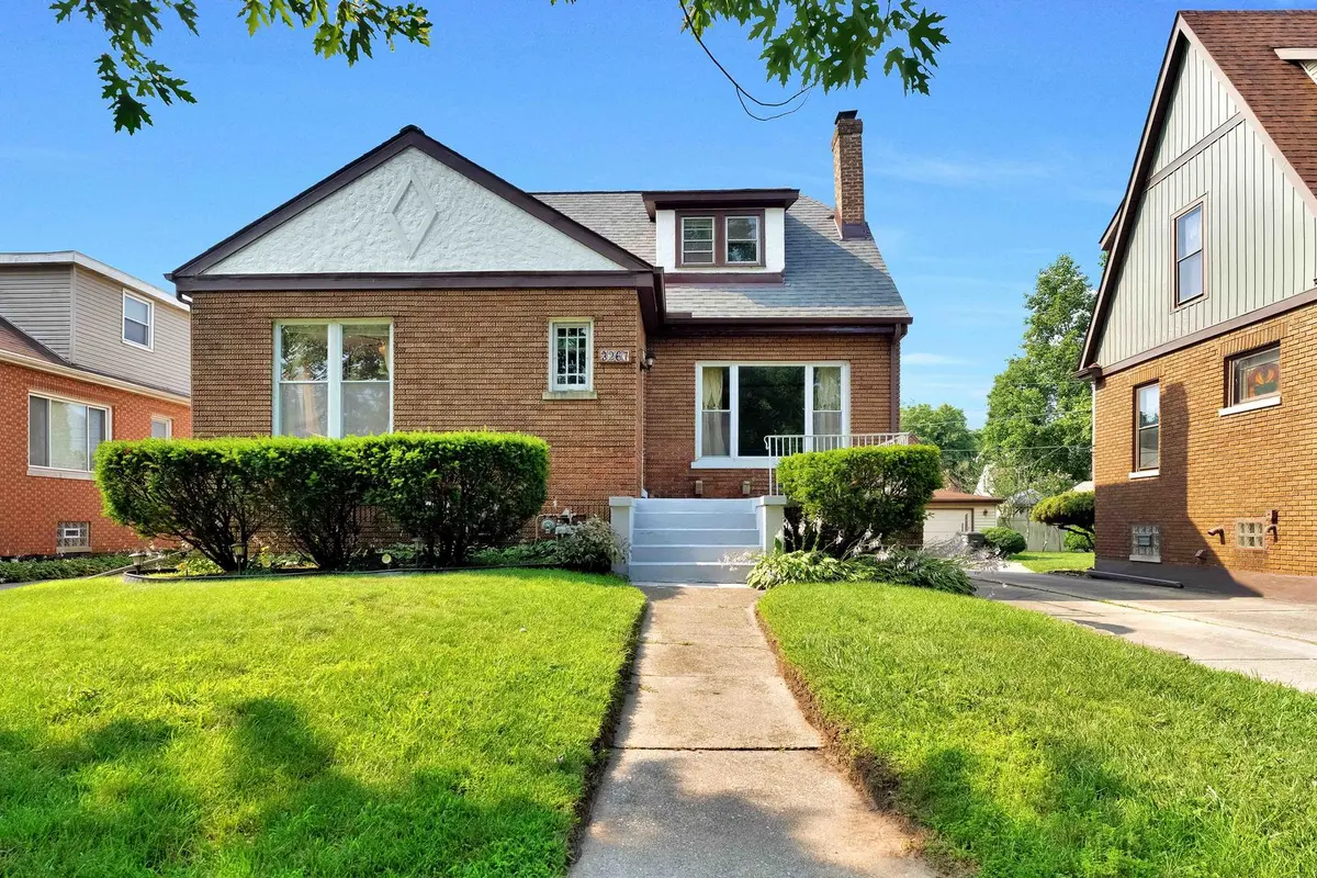 3267 Ann ST, Lansing, IL 60438