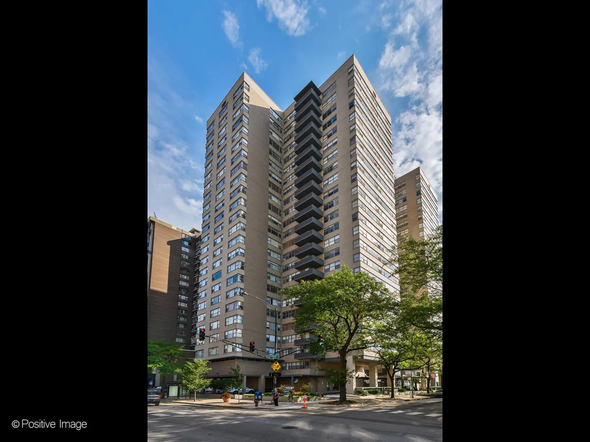 6301 N Sheridan RD #14-O, Chicago, IL 60660