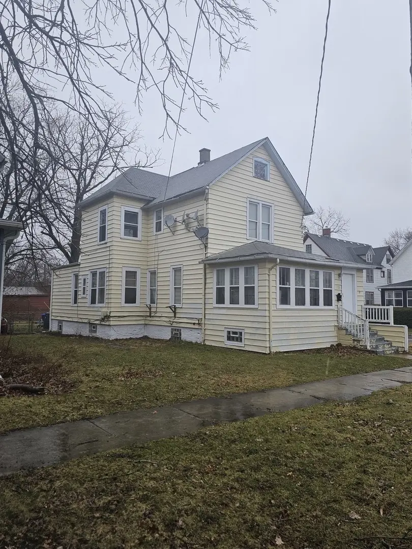 Address not disclosed, Waukegan, IL 60085