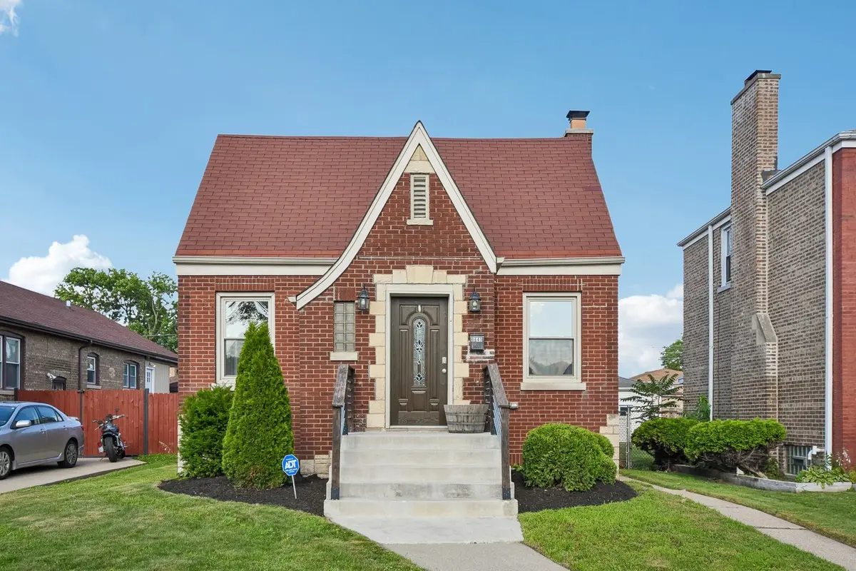 8641 S Constance AVE, Chicago, IL 60617