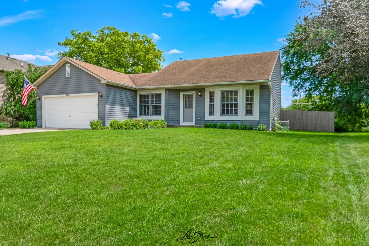 4609 W Glenbrook TRL, Mchenry, IL 60050