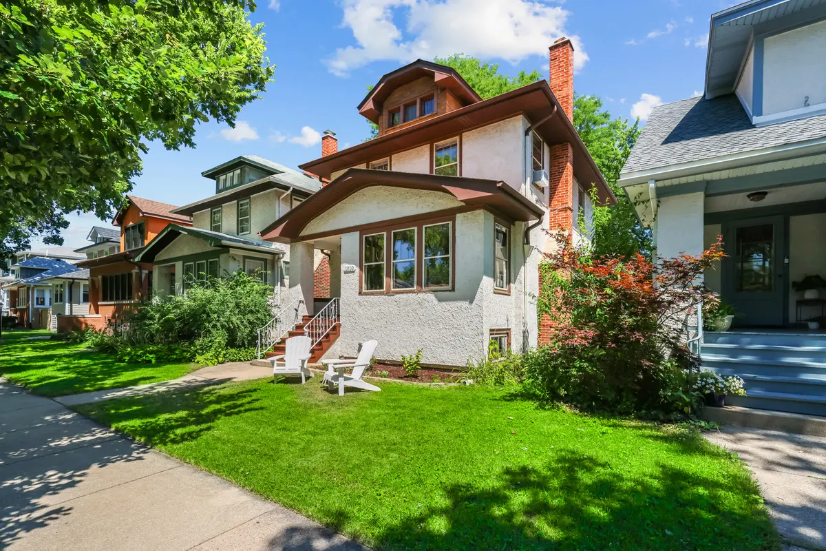 1010 N Lombard AVE, Oak Park, IL 60302