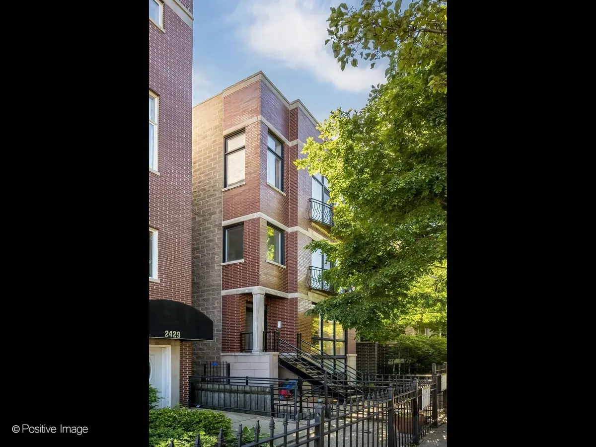 2431 W Walton ST #2, Chicago, IL 60622