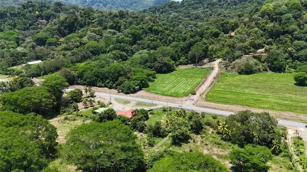 000 Prime Investment Opportunity – 107.75 Acres, Out Of State, 10110