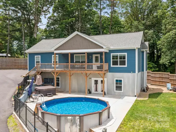 35 Dawson Steele CT, Asheville, NC 28803