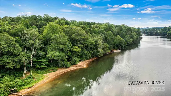 150 Slate DR #40, Statesville, NC 28625