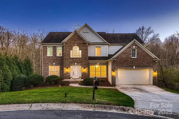 2835 Peverell LN, Charlotte, NC 28270