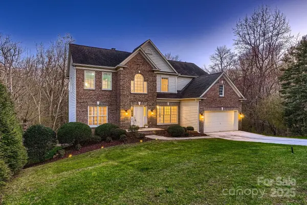 2835 Peverell LN, Charlotte, NC 28270