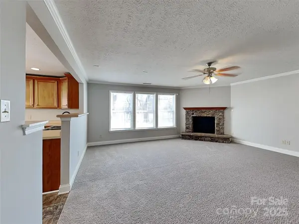 5513 Hammermill DR, Harrisburg, NC 28075
