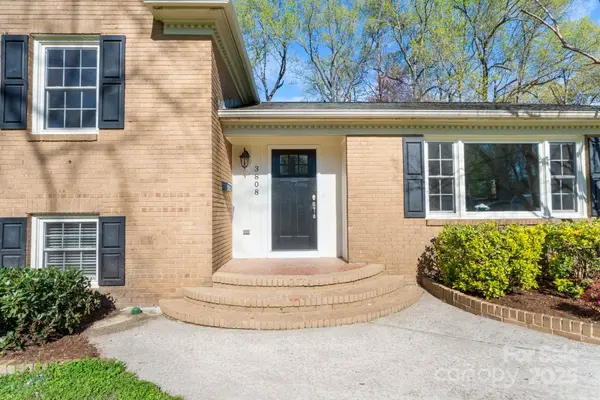 3808 Severn AVE, Charlotte, NC 28210