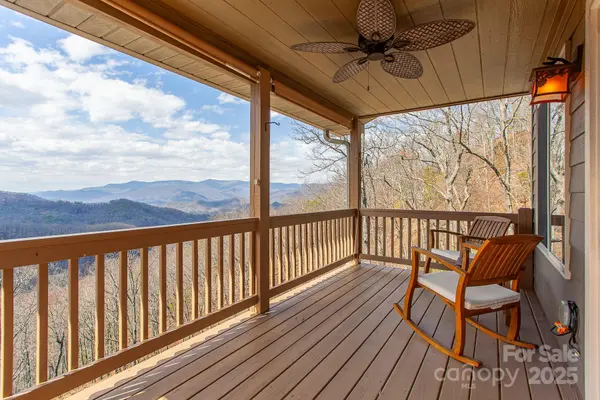 240 Hazelnut RD, Bryson City, NC 28713