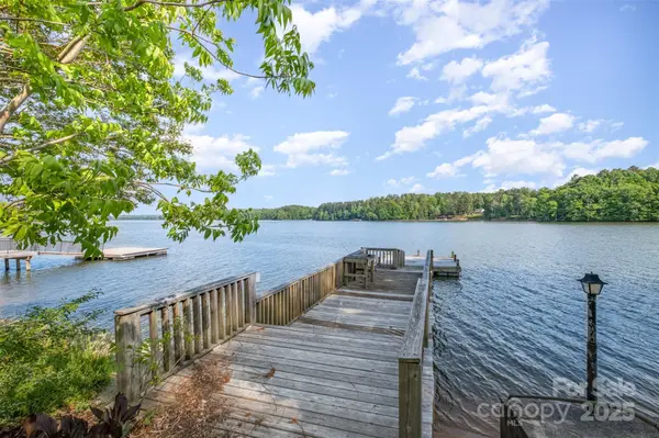 565 Shore Acres RD, Salisbury, NC 28146