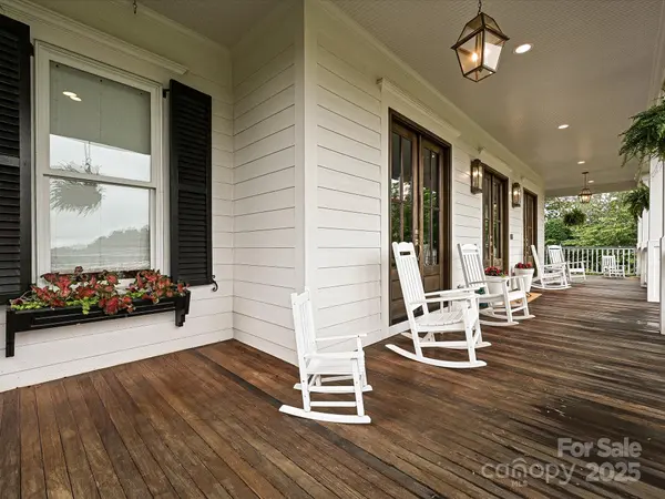 735 Davidson Run LN, Davidson, NC 28036