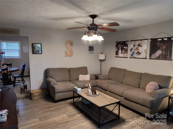 500 Bob Rollins RD, Forest City, NC 28043