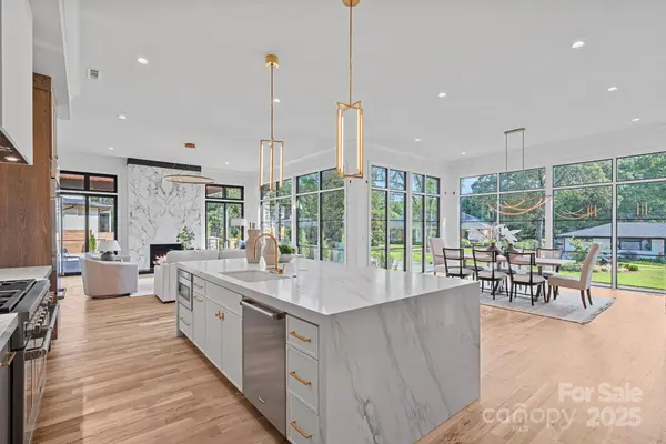 639 Edgemont RD, Charlotte, NC 28211