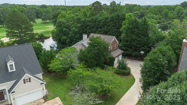 7704 Ninth Fairway LN, Mint Hill, NC 28227