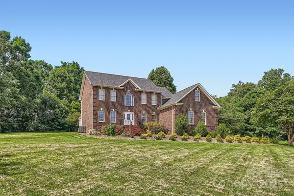 1185 Willow Creek DR,  Newton,  NC 28658