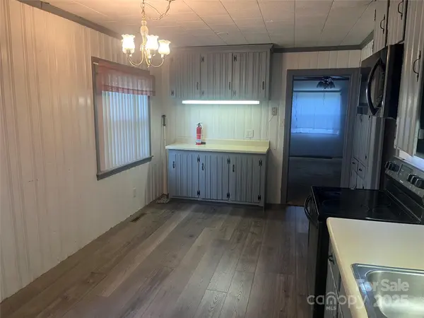 9314 Seymour LN, Davidson, NC 28036