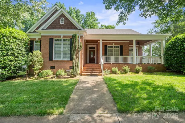 320 Magnolia ST, Davidson, NC 28036