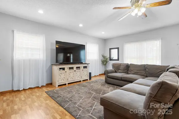 50 Isenhour Park RD, Taylorsville, NC 28681