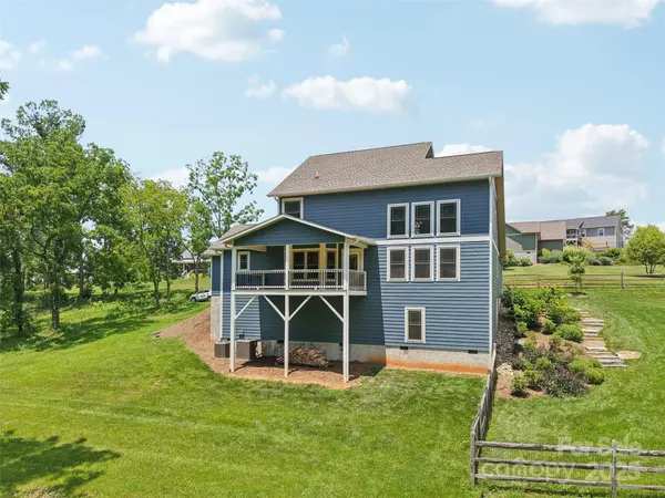 278 Ollie Weaver RD, Weaverville, NC 28787