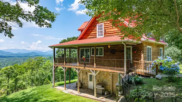 715 Sunset Mountain RD, Bakersville, NC 28705