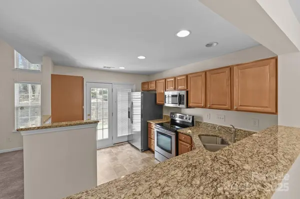 348 Tidmarsh CT NW, Concord, NC 28027