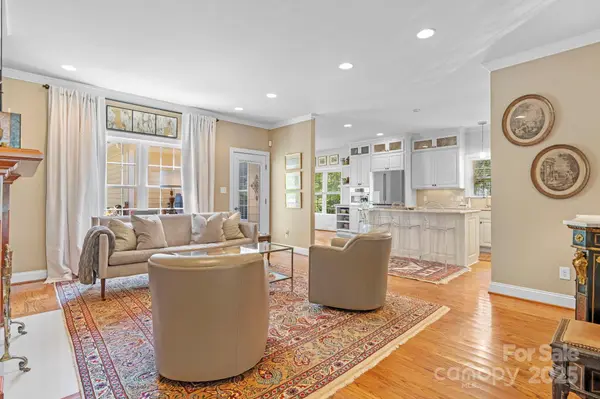 1902 4th Street CT NW, Hickory, NC 28601