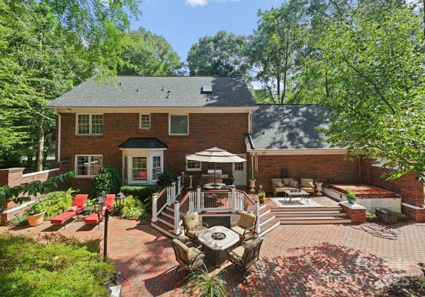 2027 Kilkenney Hill RD, Matthews, NC 28105