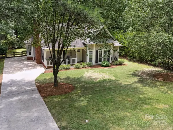 20914 Pine Ridge DR, Cornelius, NC 28031